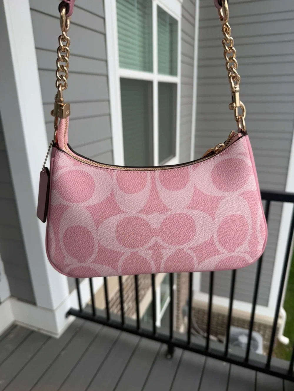 COACH powder Pink Signature Canvas Shoulder Bag - Picture 3 of 7